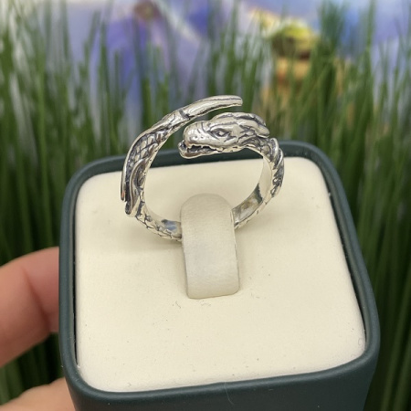 Серебряное кольцо Дракон
