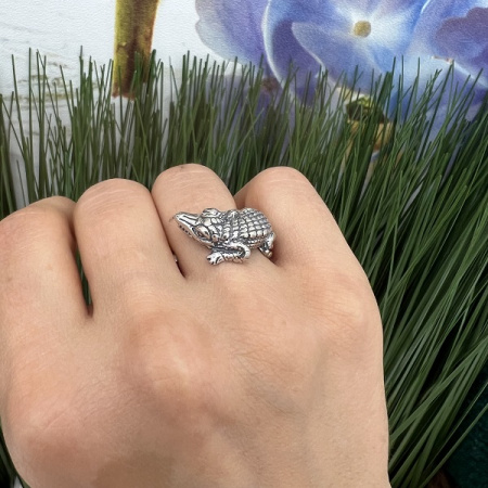 Серебряное кольцо  Аллигатор